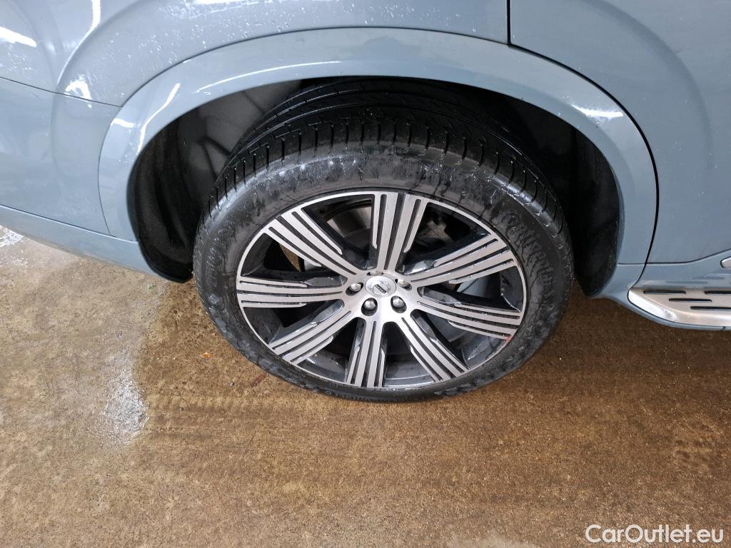  Volvo  XC90 VOLVO  / 2019 / 5P / SUV Recharge T8 AWD GT 8 Ultimate Chrome #9