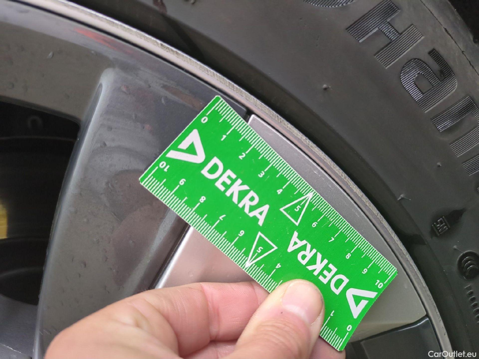  Tesla  Model Y TESLA  / 2021 / 5P / SUV RWD #12