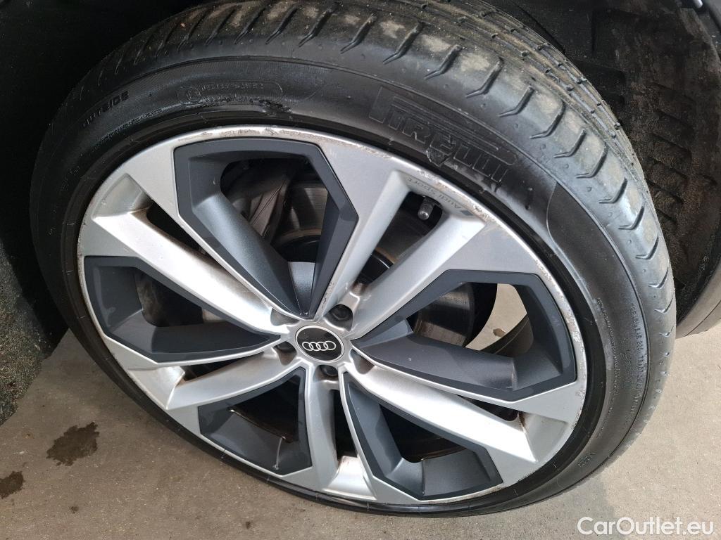  Audi  Q5 AUDI  / 2020 / 5P / SUV 50 TFSI e 299 QTT S TRONIC 7 AVUS #16
