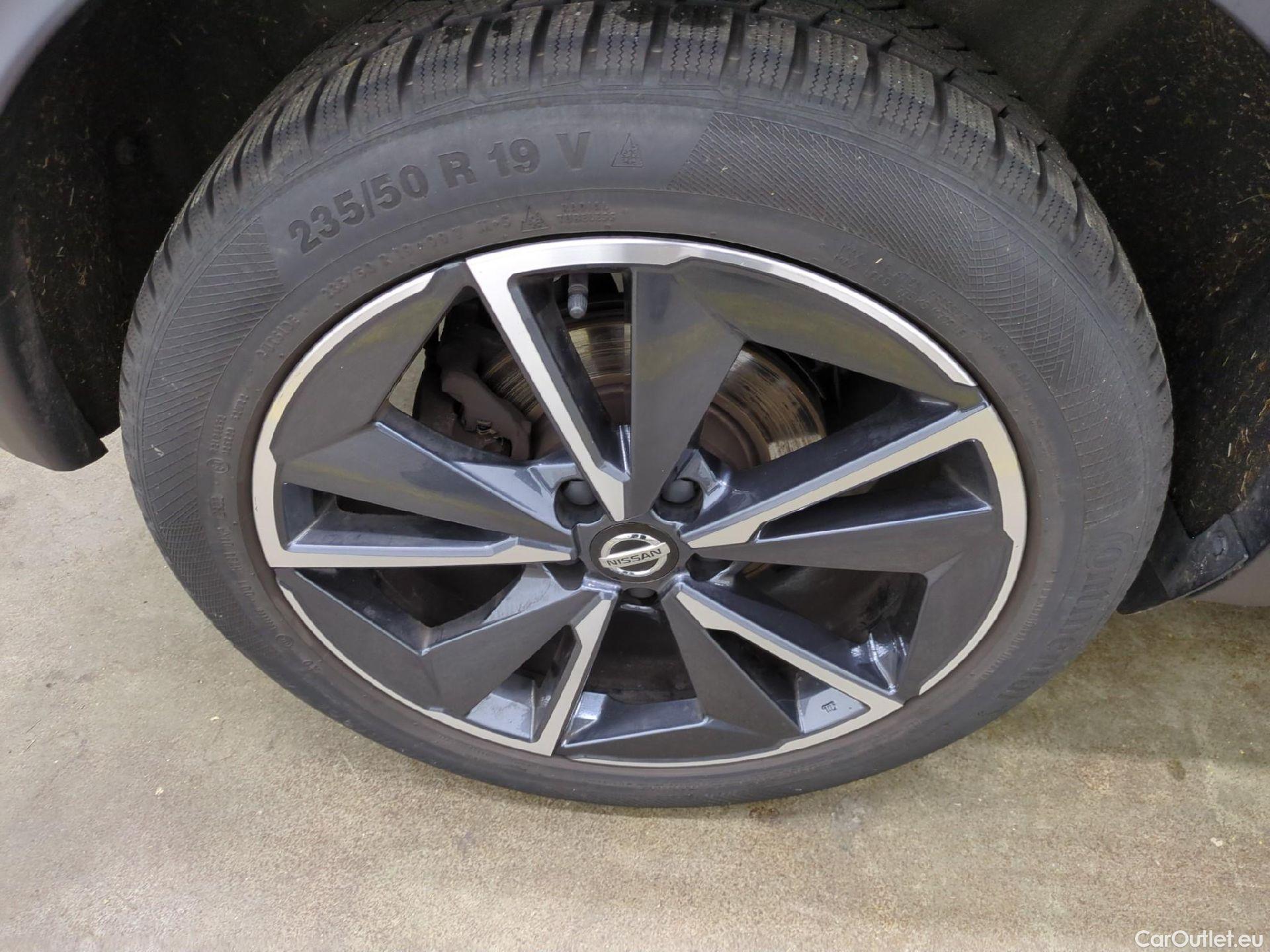  Nissan  Qashqai NISSAN  / 2021 / 5P / Crossover 1.3 MHEV 158ch Xtronic N-Style(SP) #6