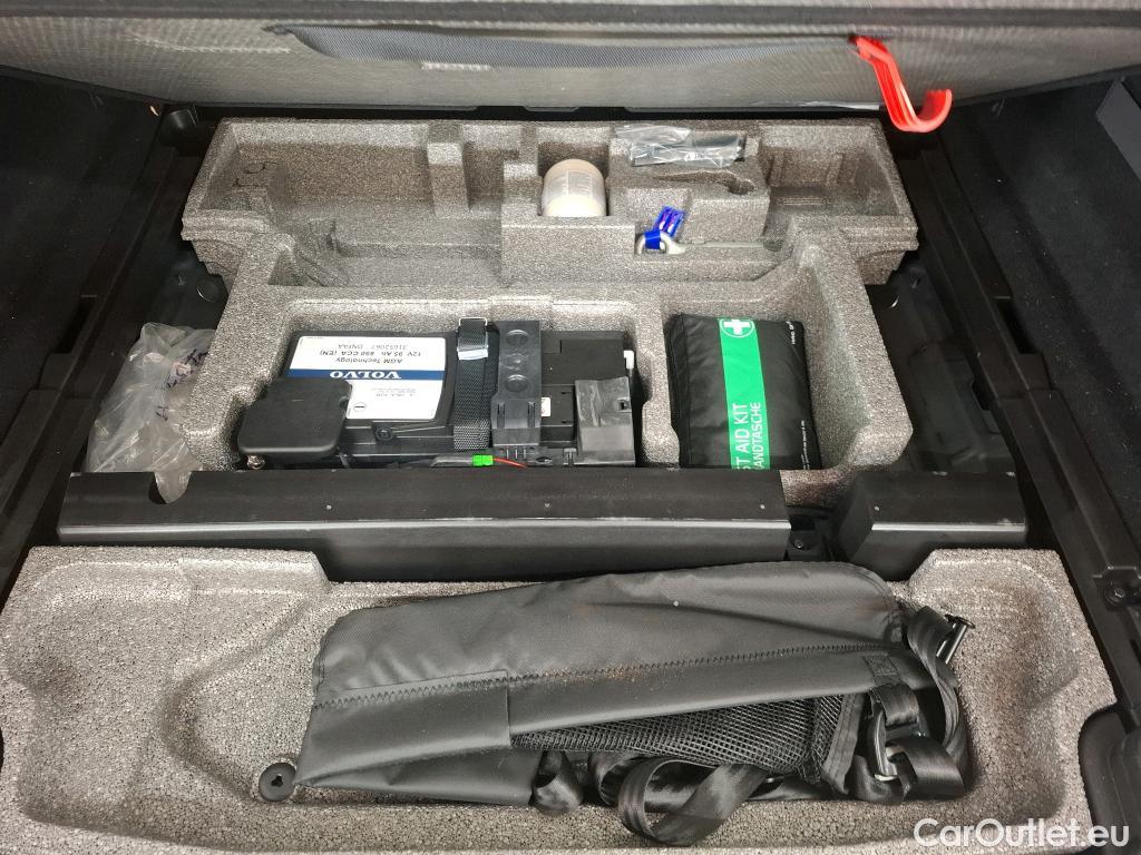  Volvo  XC60 VOLVO  5p SUV T8 TWE 390 Geartronic 8 Business Exe #34