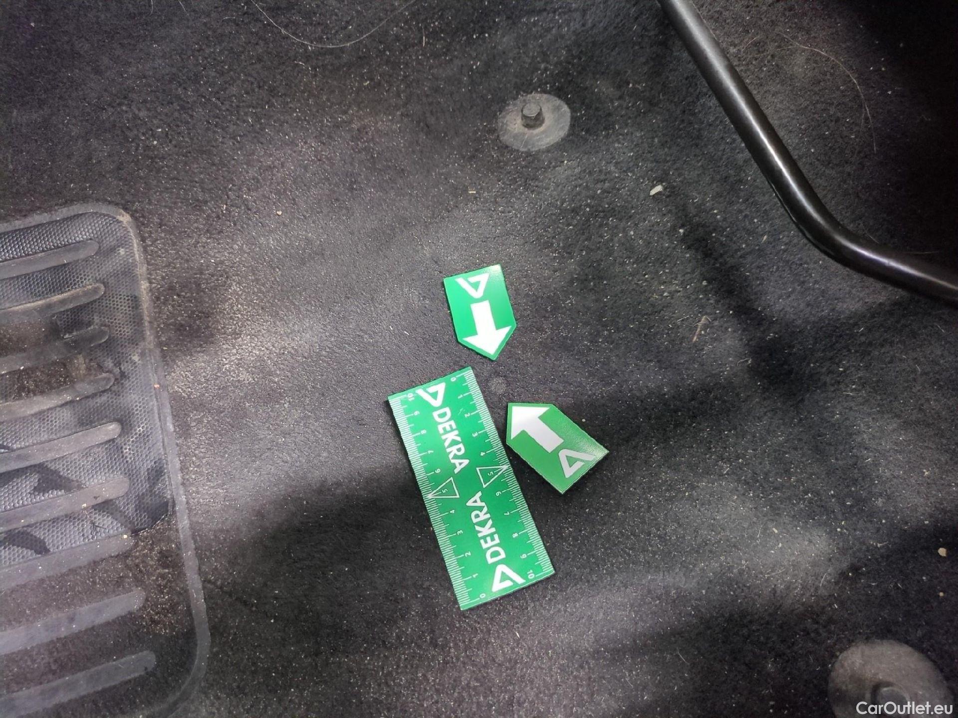  Peugeot  208  Affaire Premium 1.5 HDi 100CV BVM5 E6dT #4