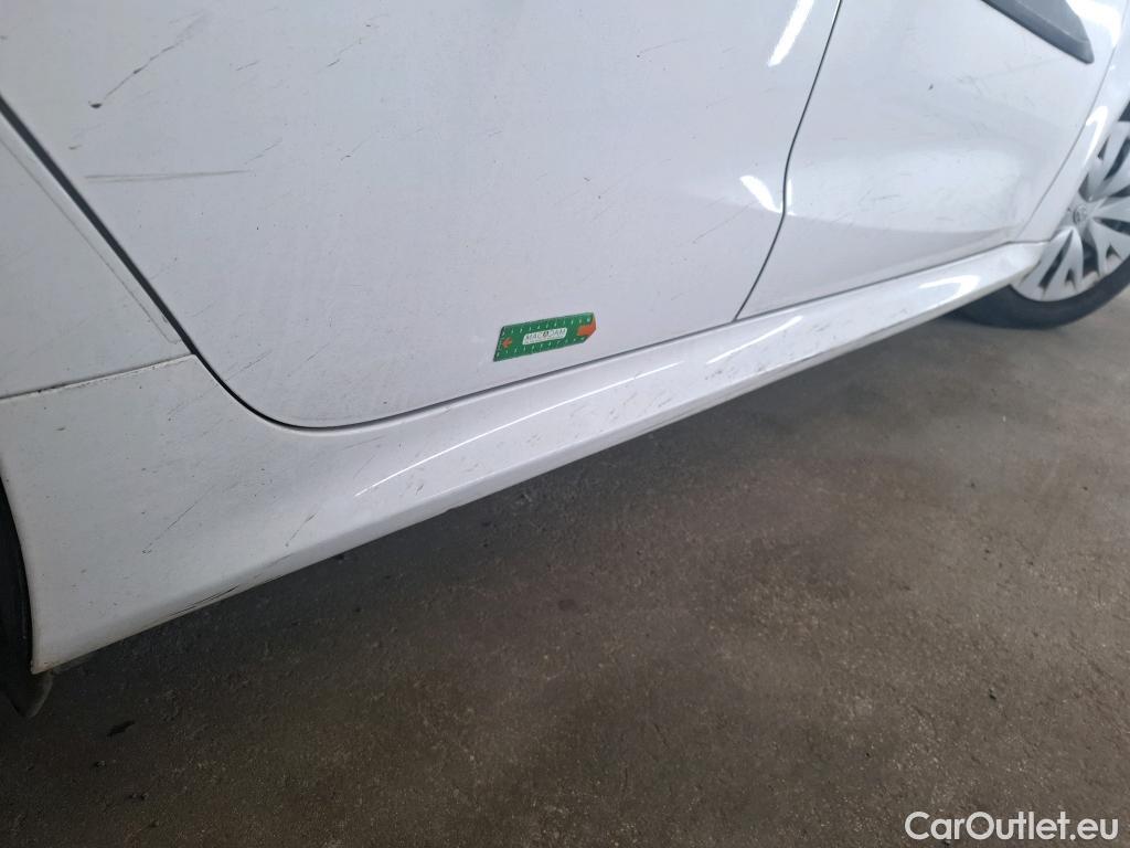  Toyota  Yaris TOYOTA  Hybride / 2019 / 5P / Berline Hybride 116h France #19