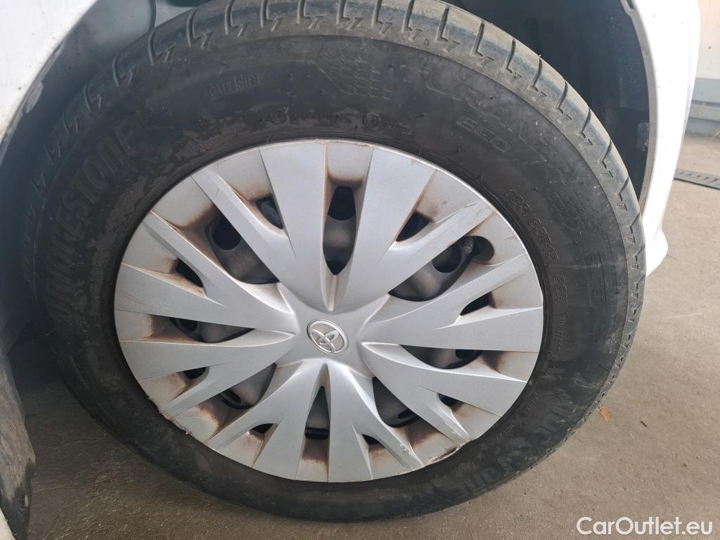  Toyota  Yaris TOYOTA  Hybride / 2019 / 5P / Berline Hybride 116h France #32