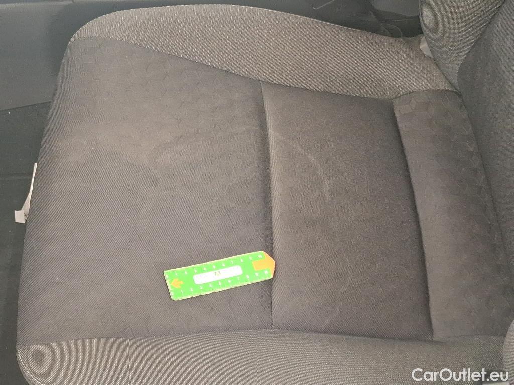  Toyota  Yaris TOYOTA  Hybride / 2019 / 5P / Berline Hybride 116h France #37