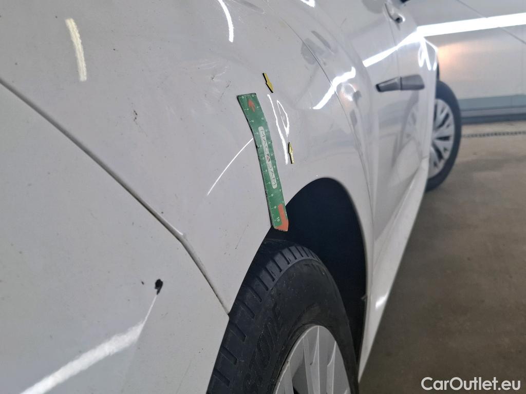  Toyota  Yaris TOYOTA  Hybride / 2019 / 5P / Berline Hybride 116h France #11