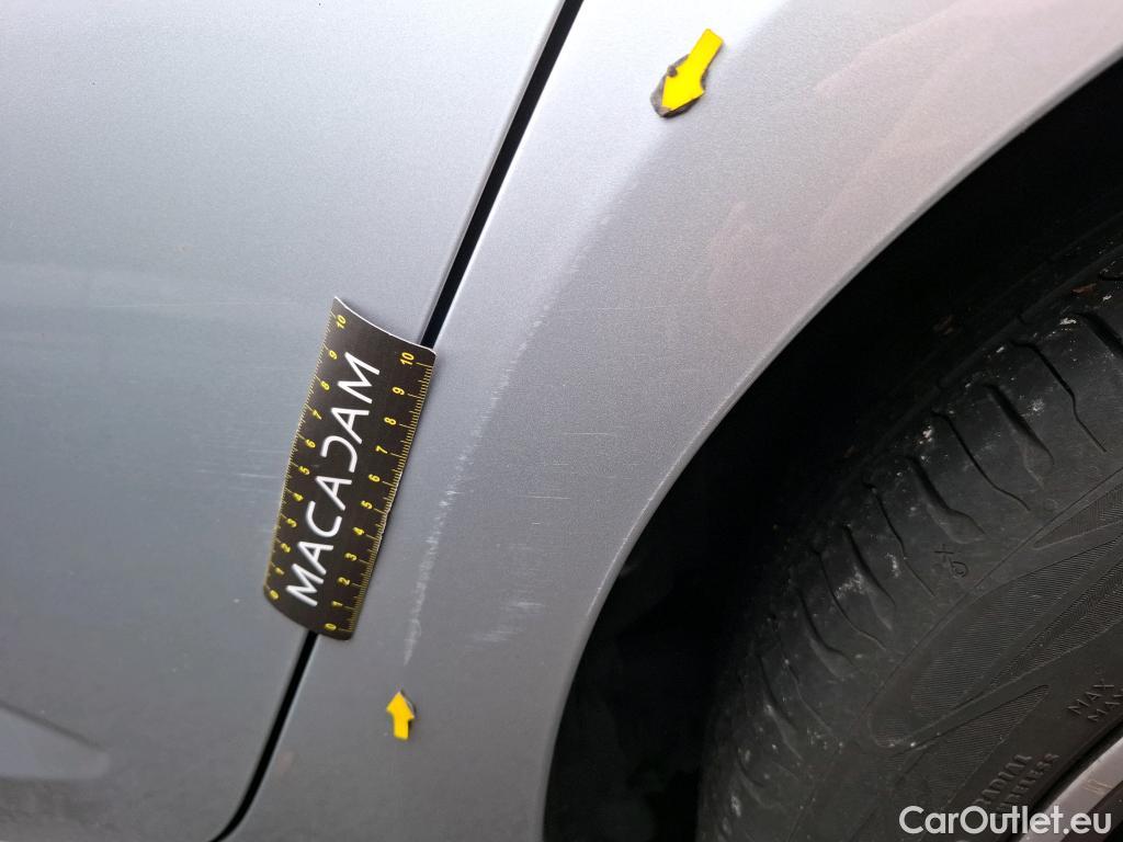  Renault  Megane RENAULT Mégane Berline 5p Berline Busine Intens TCe 140 EDC FAP #57