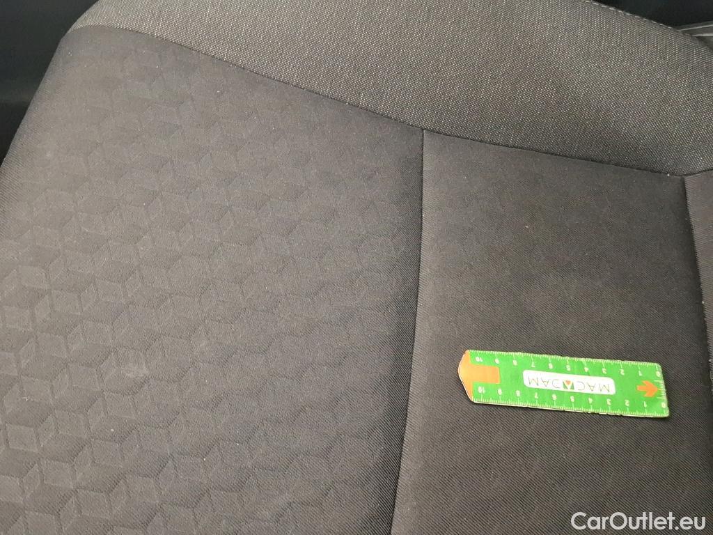  Toyota  Yaris TOYOTA  Hybride / 2019 / 5P / Berline Hybride 116h France #35