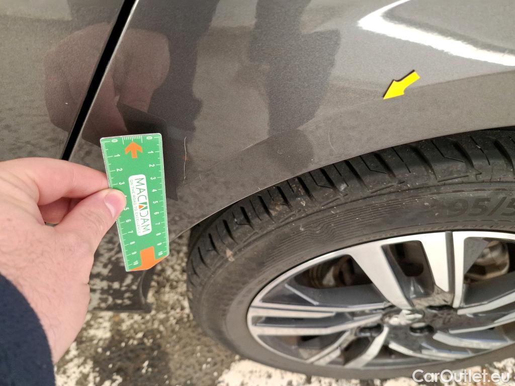  Peugeot  208  Allure Business 1.2 PureTech 100CV BVA8 E6d #23