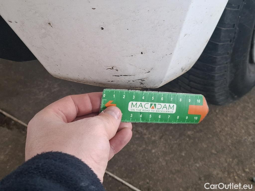  Toyota  Yaris TOYOTA  Hybride / 2019 / 5P / Berline Hybride 116h France #14