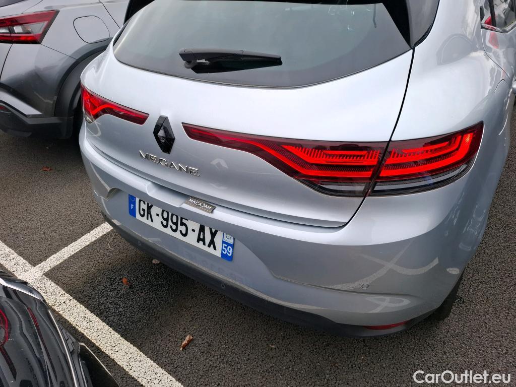  Renault  Megane RENAULT Mégane Berline 5p Berline Busine Intens TCe 140 EDC FAP #68