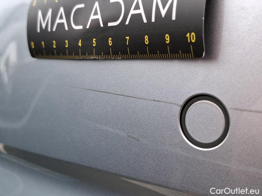  Renault  Megane RENAULT Mégane Berline 5p Berline Busine Intens TCe 140 EDC FAP #71