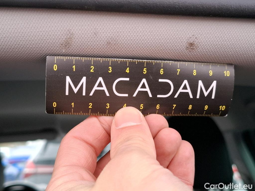  Renault  Megane RENAULT Mégane Berline 5p Berline Busine Intens TCe 140 EDC FAP #63