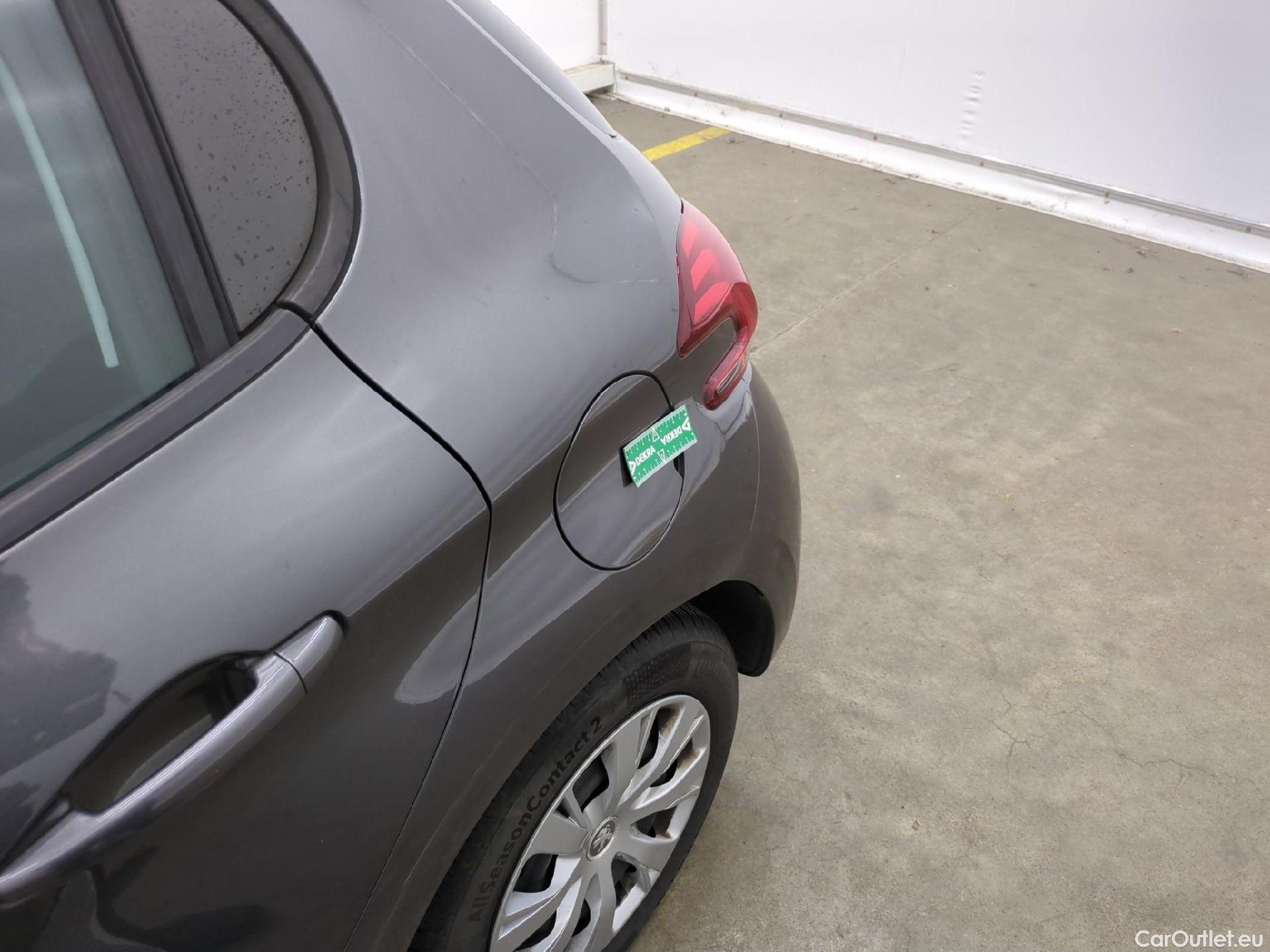  Peugeot  208  Affaire Premium 1.5 HDi 100CV BVM5 E6dT #58