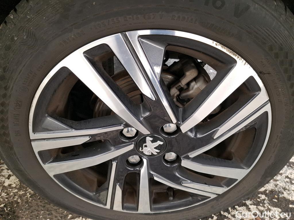  Peugeot  208  Allure Business 1.2 PureTech 100CV BVA8 E6d #28