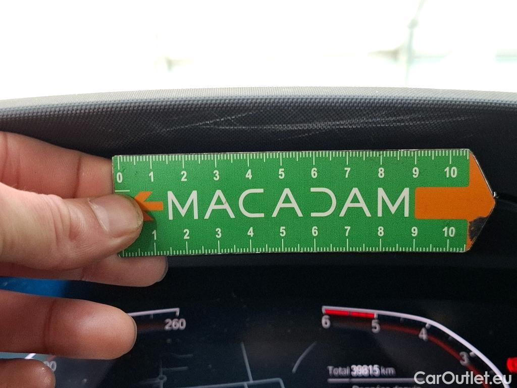  Bmw  Serie 1 BMW Série 1 / 2019 / 5P / Berline 1.5 116D Business Design #15