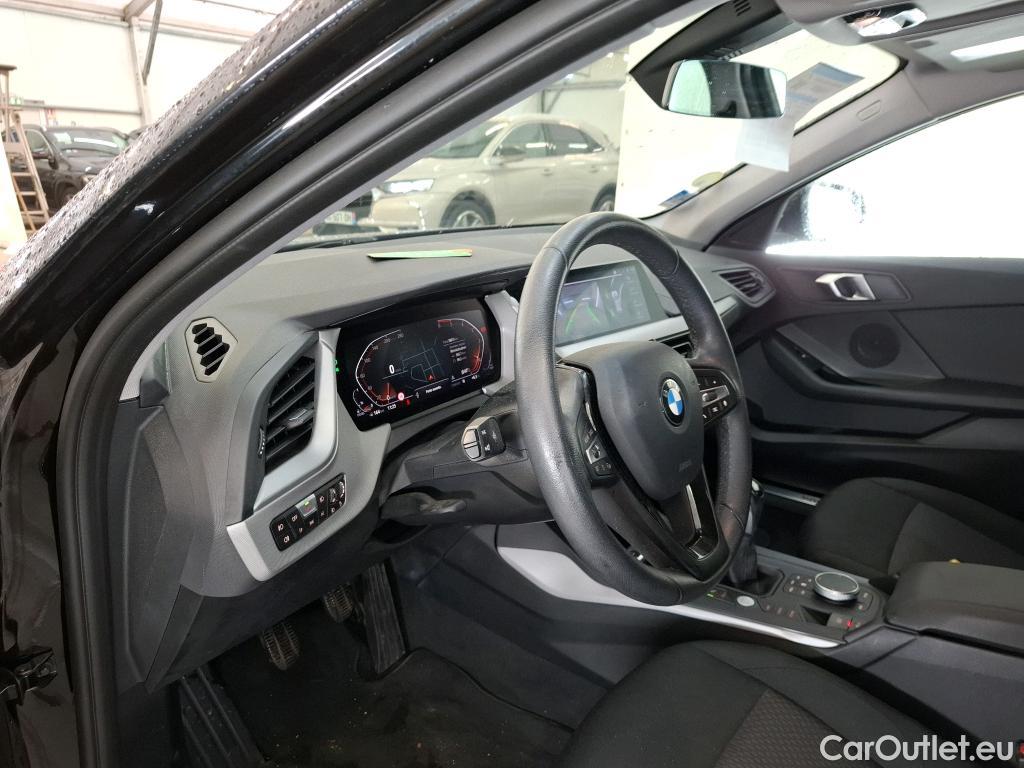  Bmw  Serie 1 BMW Série 1 / 2019 / 5P / Berline 1.5 116D Business Design #14