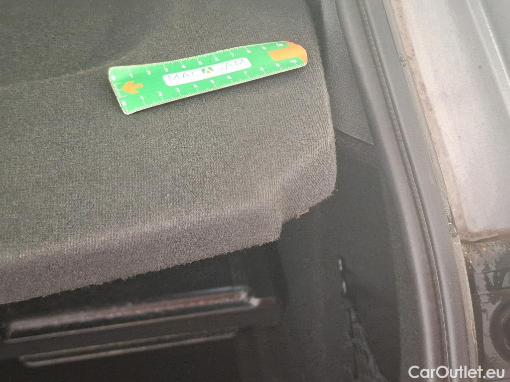  Bmw  Serie 1 BMW Série 1 / 2019 / 5P / Berline 116i DKG7 Business Design #23