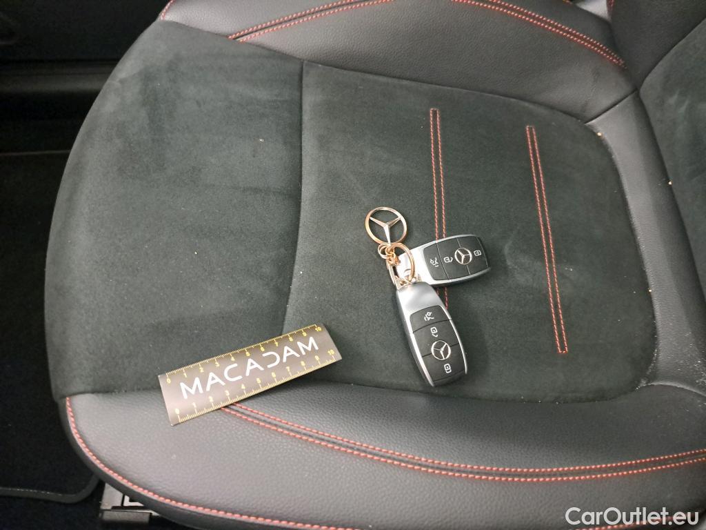  Mercedes  GLA MERCEDES-BENZ  / 2020 / 5P / SUV  200 AMG LINE DCT #8