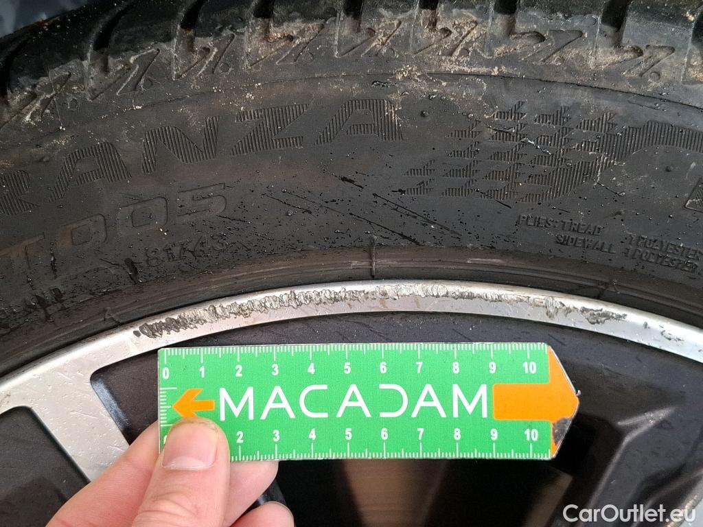  Bmw  Serie 1 BMW Série 1 / 2019 / 5P / Berline 1.5 116D Business Design #7