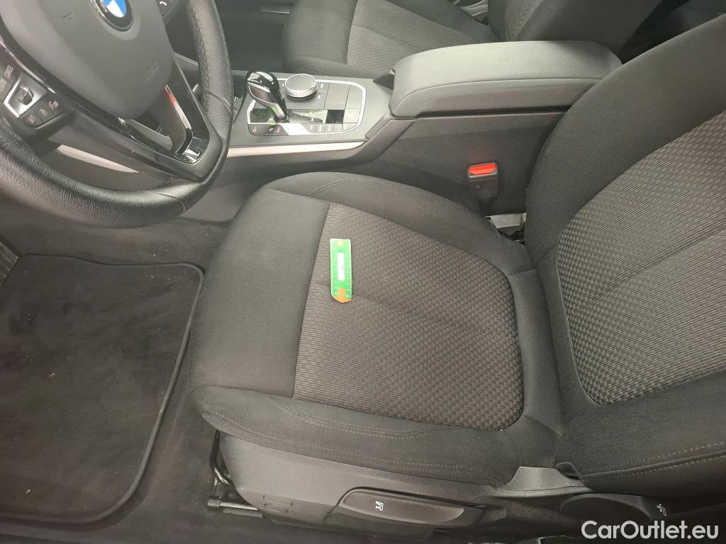  Bmw  Serie 1 BMW Série 1 / 2019 / 5P / Berline 116i DKG7 Business Design #17