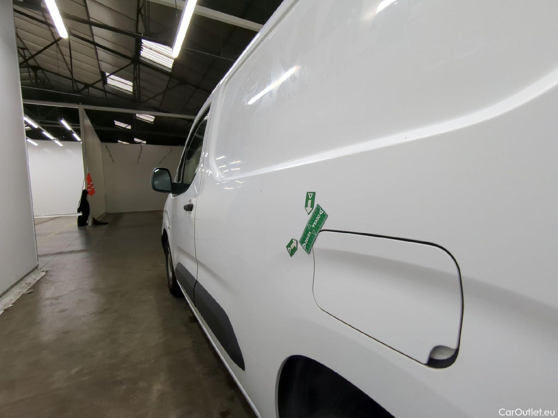  Citroen  Berlingo  Fourgon Club M 650 1.6 BlueHDi 100CV BVM5 E6 #19