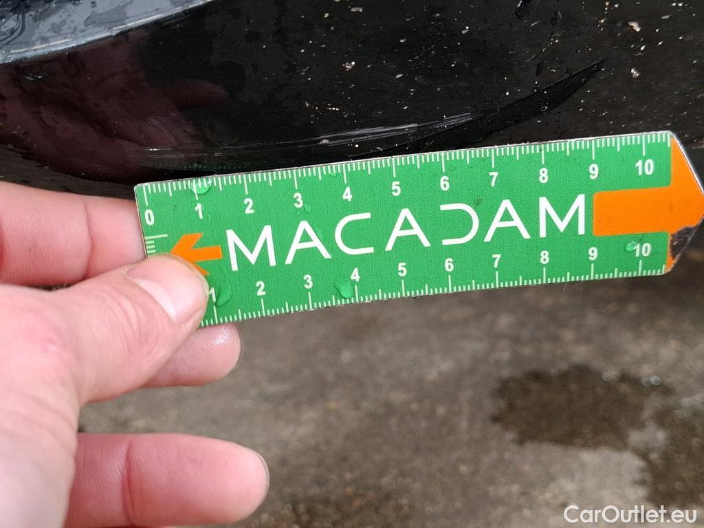  Bmw  Serie 1 BMW Série 1 / 2019 / 5P / Berline 1.5 116D Business Design #2