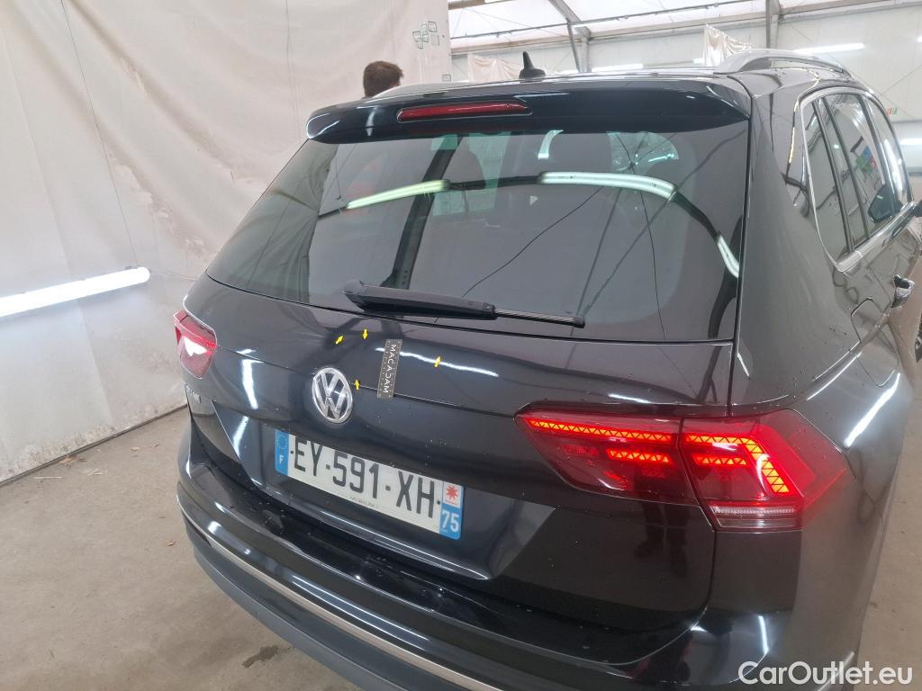 Volkswagen  Tiguan VOLKSWAGEN  5p SUV 2.0 TDI 150 DSG7 Carat Exclusive #4
