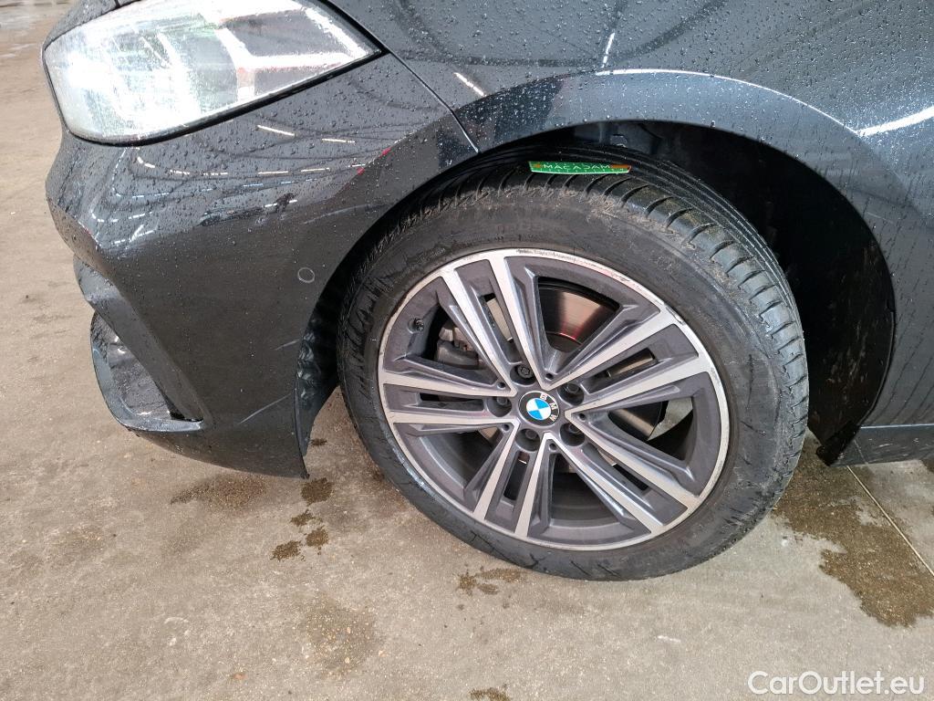  Bmw  Serie 1 BMW Série 1 / 2019 / 5P / Berline 1.5 116D Business Design #6
