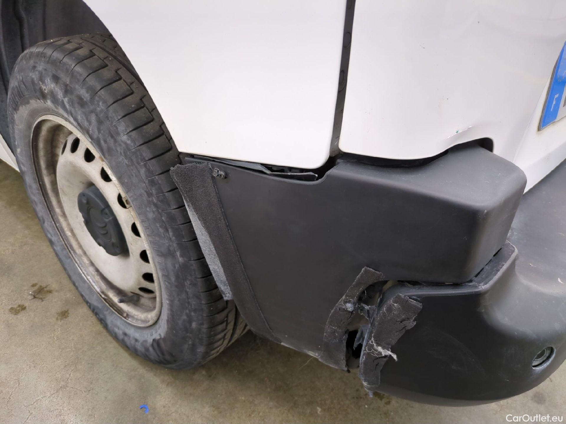  Citroen  Berlingo  Fourgon Club M 650 1.6 BlueHDi 100CV BVM5 E6 #11