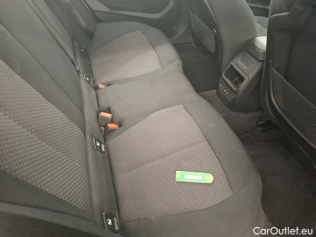  Bmw  Serie 1 BMW Série 1 / 2019 / 5P / Berline 116i DKG7 Business Design #16