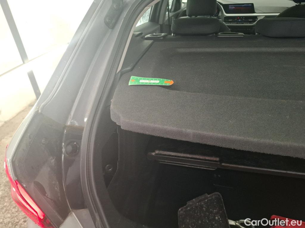  Bmw  Serie 1 BMW Série 1 / 2019 / 5P / Berline 116i DKG7 Business Design #19