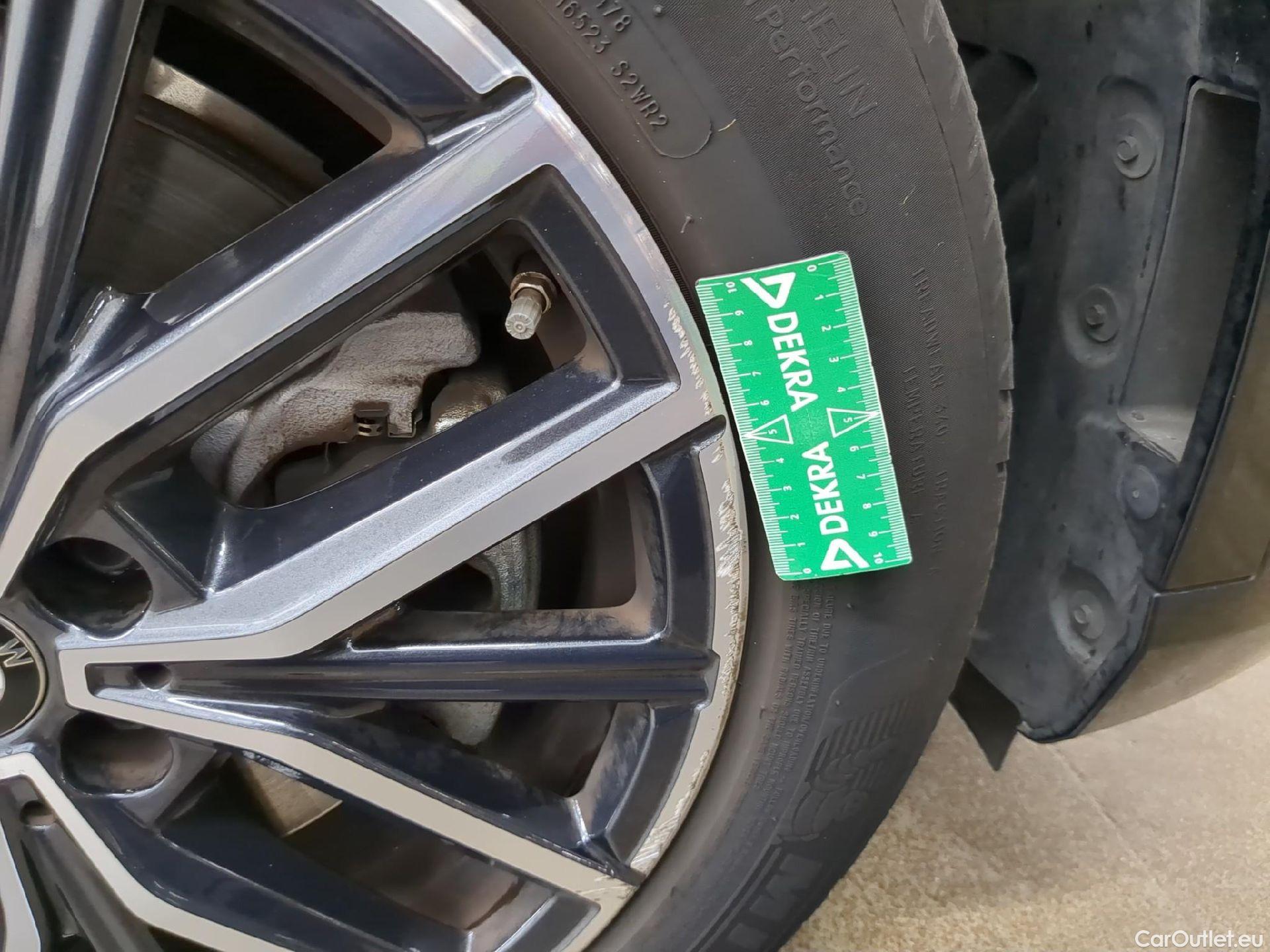  Bmw  X1 BMW  / 2022 / 5P / SUV xDrive23i M Sport DKG7 #3