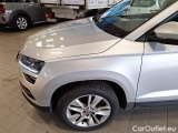  Skoda  Karoq SKODA  / 2017 / 5P / SUV 1.6 TDI SCR EXECUTIVE DSG #76