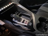  Peugeot  3008 PEUGEOT  / 2016 / 5P / SUV BLUEHDI 130 EAT8 SeS ALLURE #95
