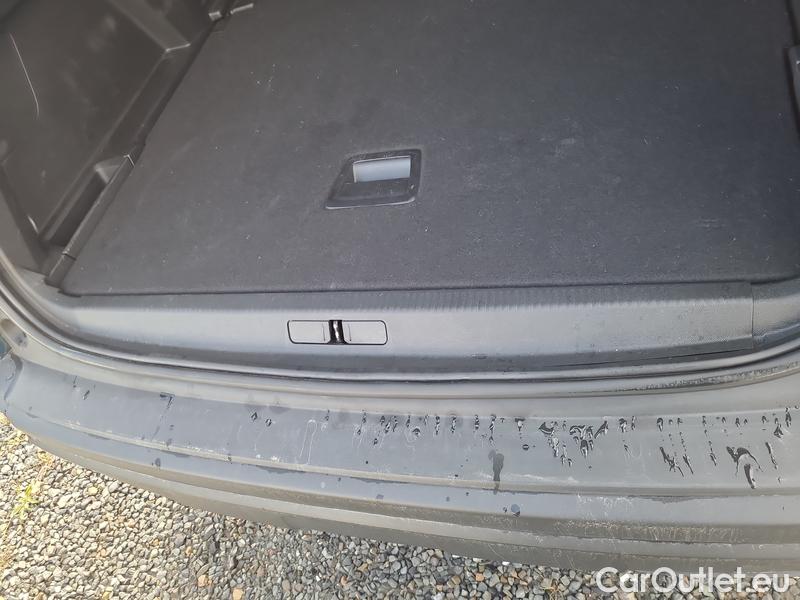  Peugeot  3008  (2016)  1.2PT 130 ACTIVE PACK AT #6