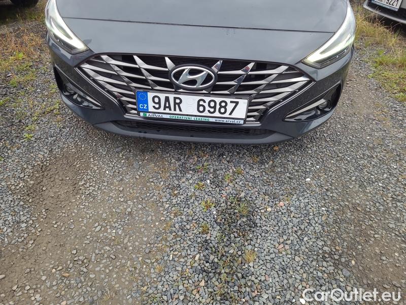  Hyundai  i30  (PD)(01.2017  ->)  kom.1.0TGDI FamilySmart AT #2