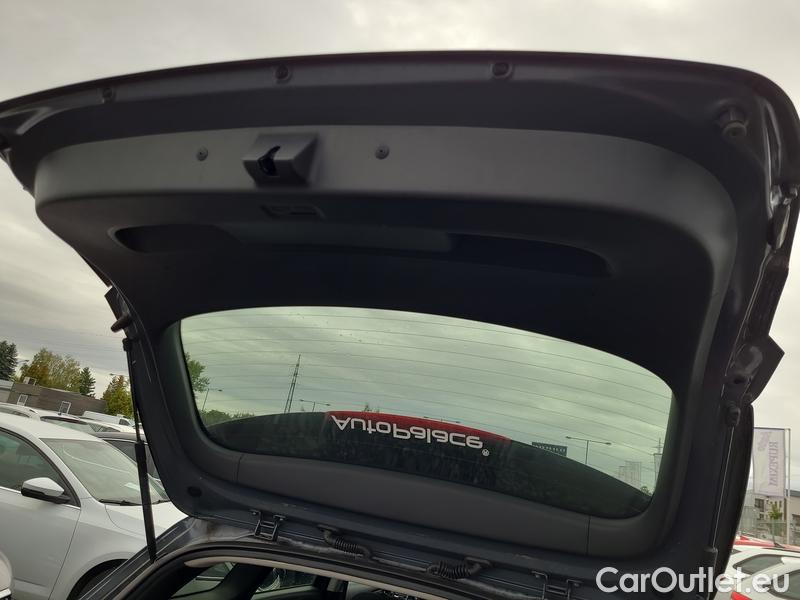  Hyundai  i30  (PD)(01.2017  ->)  kom.1.0TGDI FamilySmart AT #11