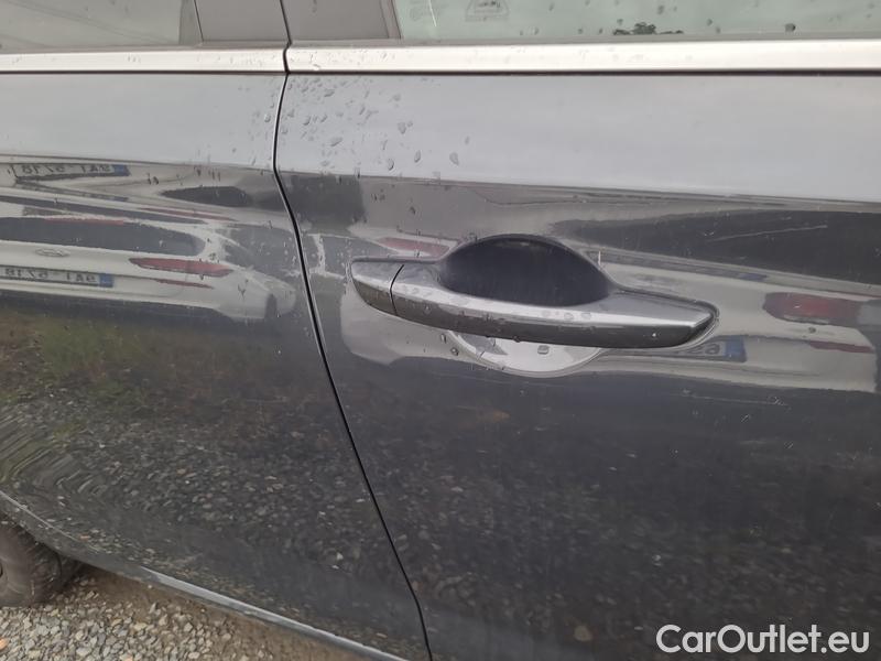  Hyundai  i30  (PD)(01.2017  ->)  kom.1.0TGDI FamilySmart AT #14