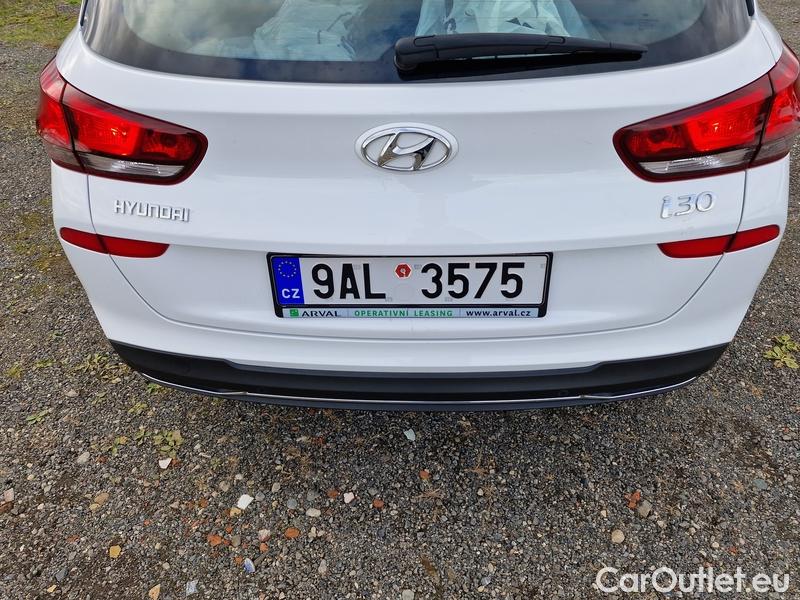  Hyundai  i30  (PD)(01.2017 ->)  kom.1.0TGDI 120 Comfort #19