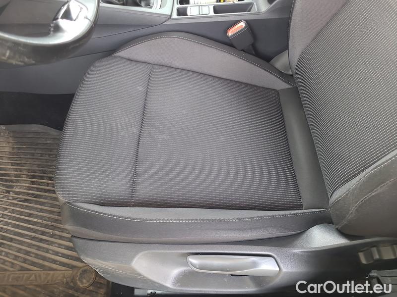  Skoda  Octavia  Combi (NX3)(2020) Oct.Combi 2.0TDI 85 Ambition #8