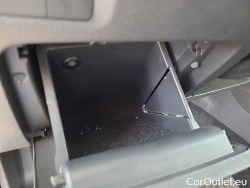  Skoda  Octavia  Combi (NX3)(2020) Oct.Combi 2.0TDI 85 Ambition #10