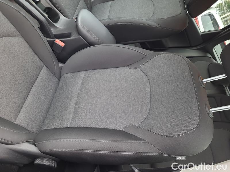  Hyundai  i30  (PD)(01.2017  ->)  kom.1.0TGDI FamilySmart AT #10