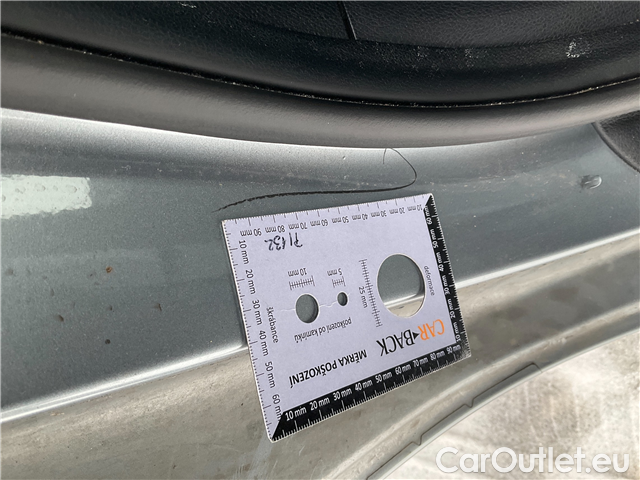  KIA  Cee'd Ceed SW 1.5 T-GDI 118 Fresh #4