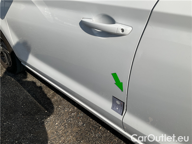  Hyundai  i30  kom.1.5i Family Smart 5d #13