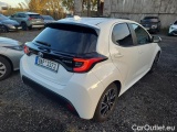  Toyota  Yaris  (2017->)  1.5Hyb Comfort AT #2