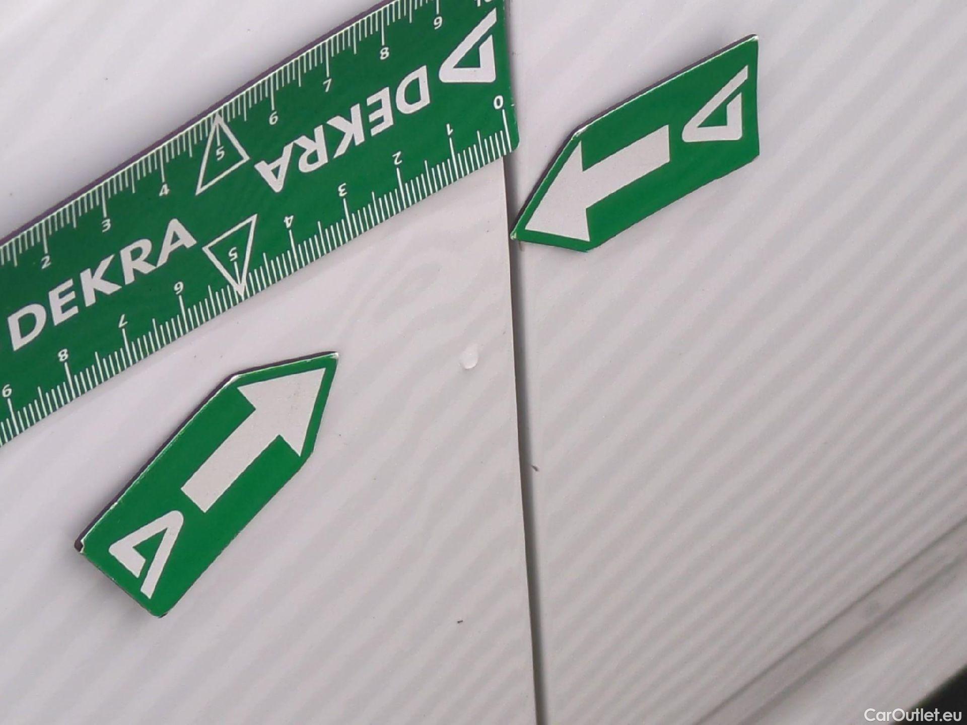  Citroen  C4 Cactus  Feel Nav Société 1.5 BlueHDi 100CV BVM6 E6dT #24