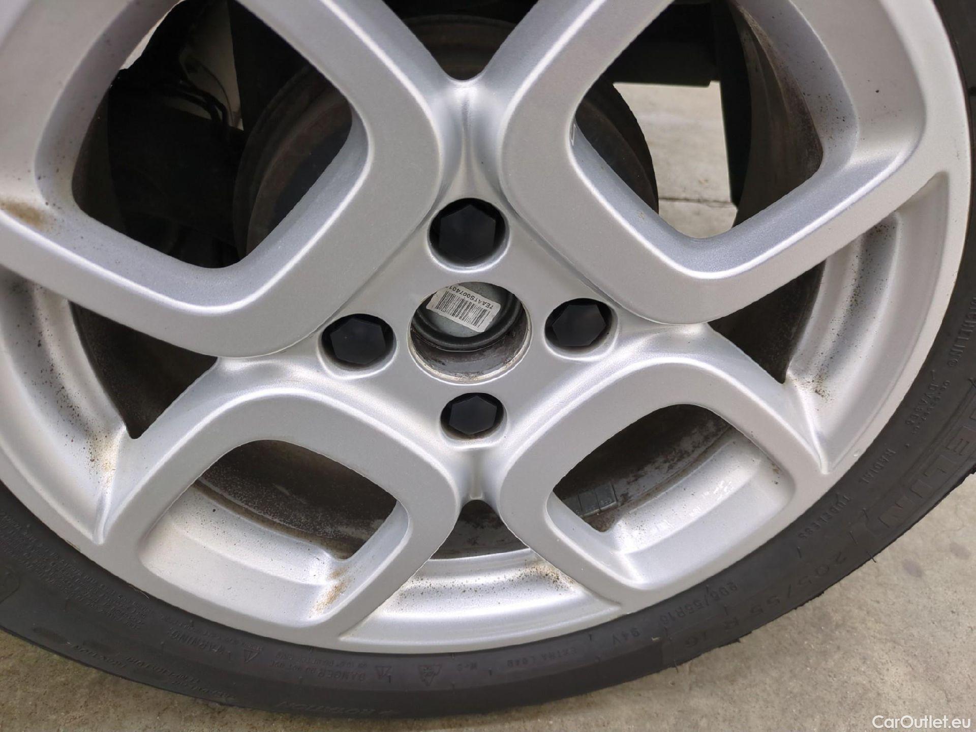  Citroen  C4 Cactus  Feel Nav Société 1.5 BlueHDi 100CV BVM6 E6dT #14