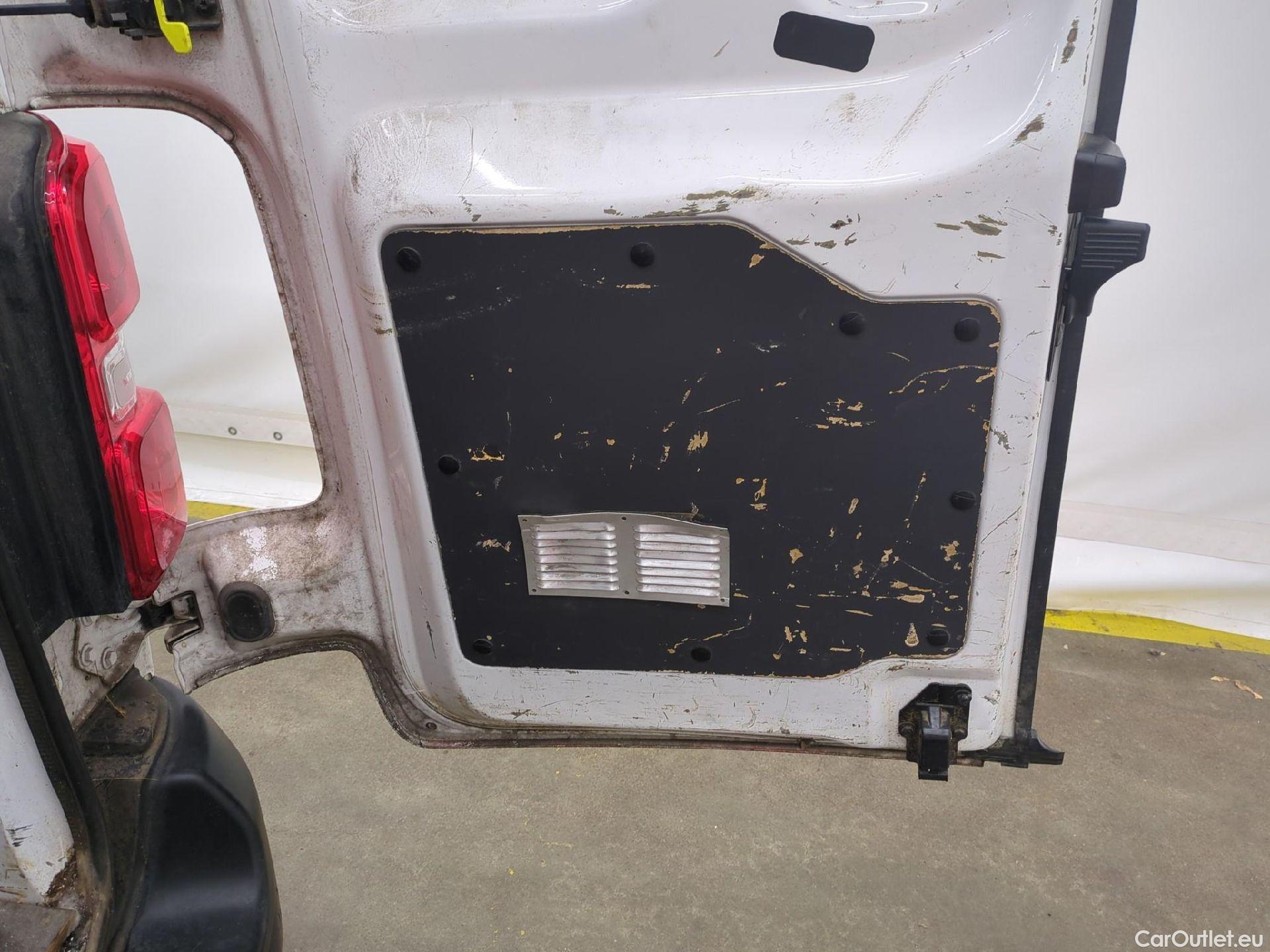  Citroen  Jumpy  Fourgon Club M 1.5 BlueHDi 100CV BVM6 E6dT #38