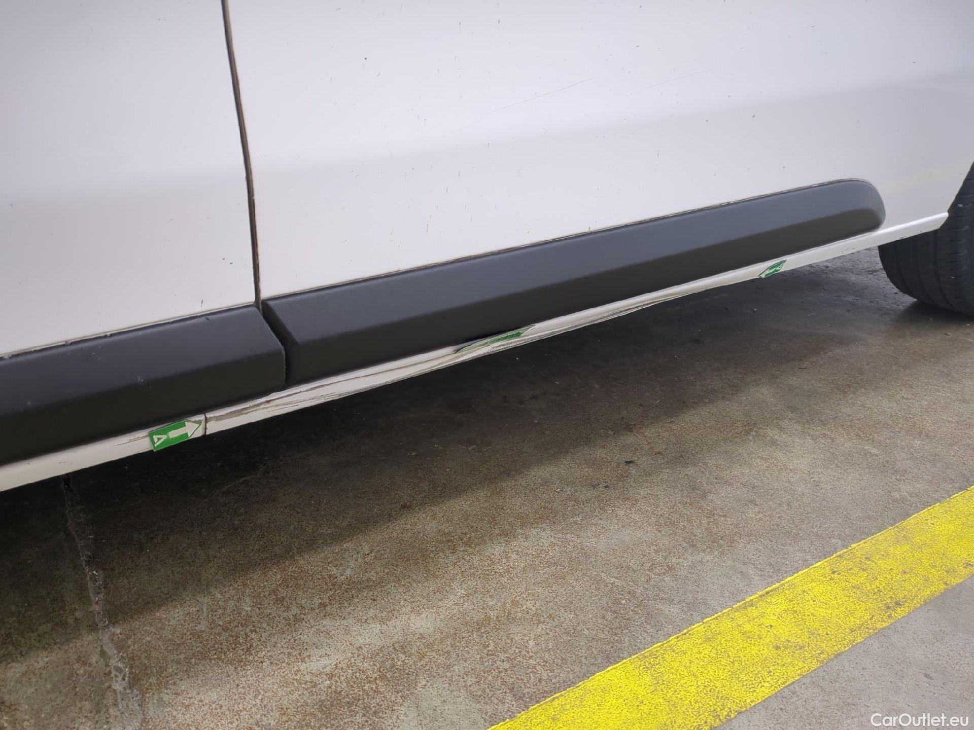  Citroen  Jumpy  Fourgon Club M 1.5 BlueHDi 100CV BVM6 E6dT #37